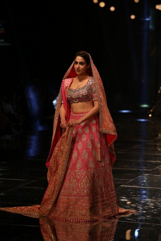 Celebrities walks the Ramp at Lakme Fashion Week 2020 - 38 / 41 photos