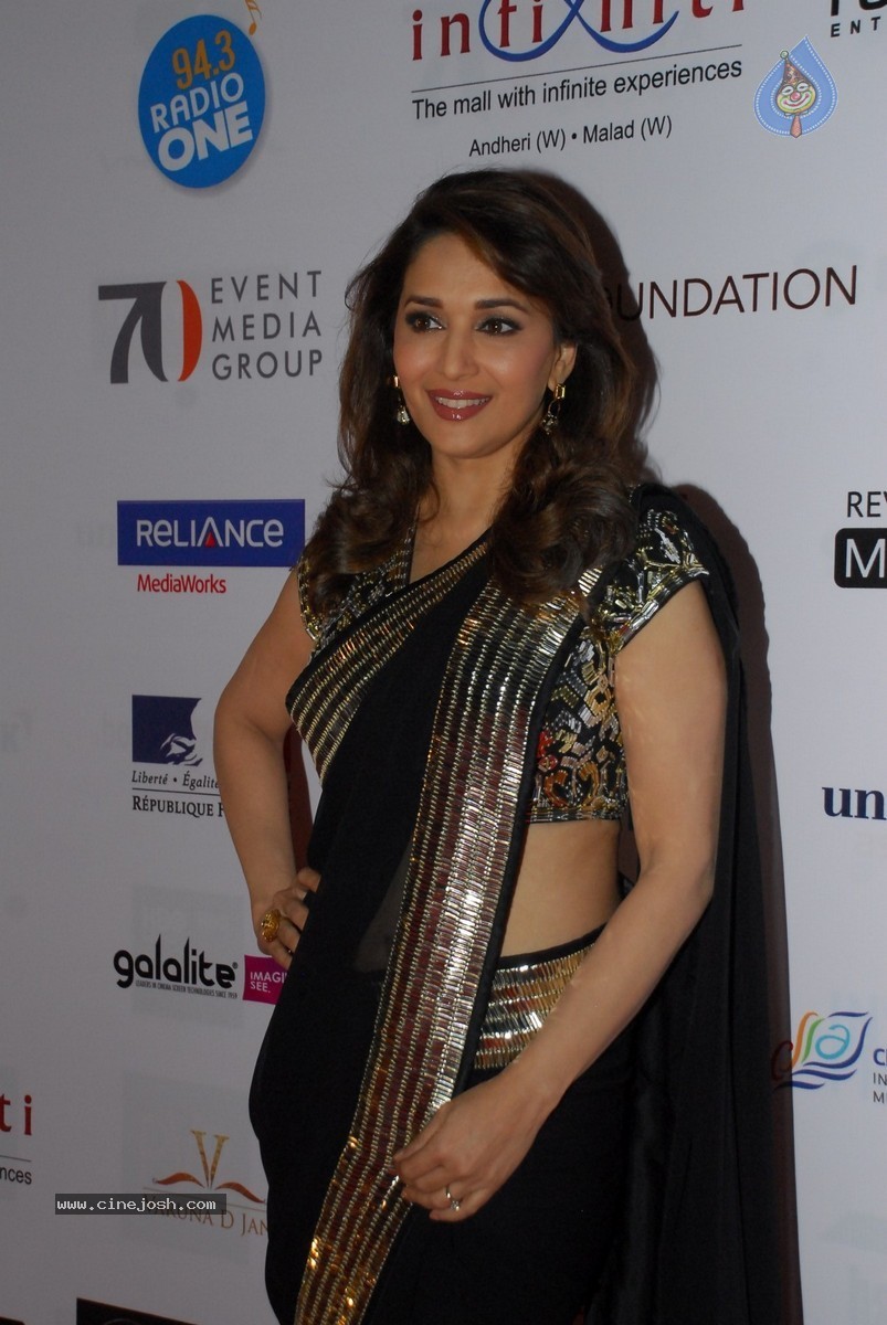 Celebs at 16th MFF Closing Ceremony Photos - 81 / 94 photos