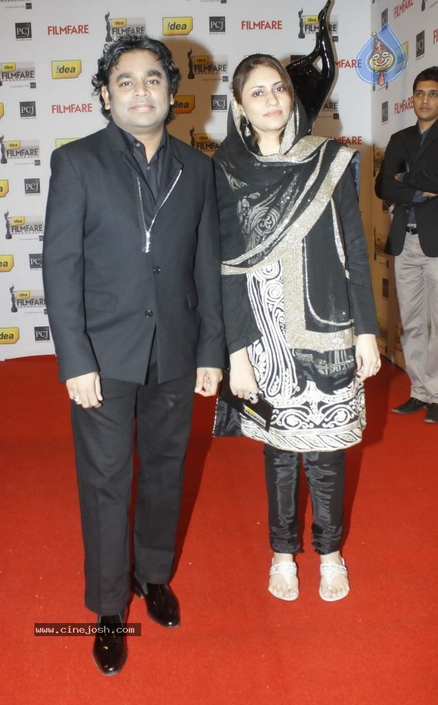 Celebs at 57th Idea Filmfare Awards 2011 - 104 / 137 photos