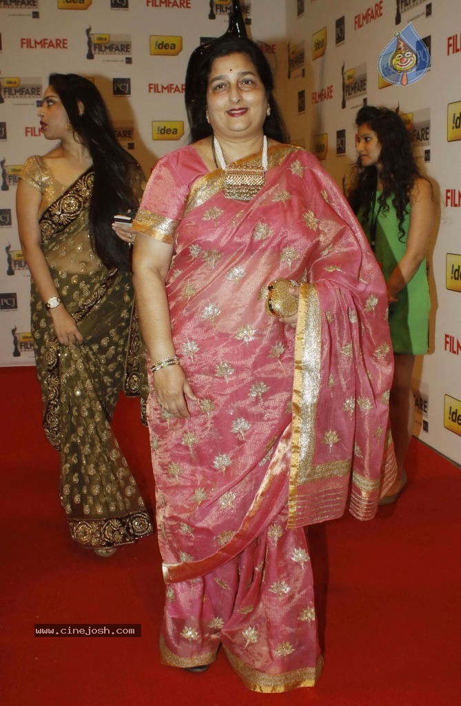 Celebs at 57th Idea Filmfare Awards 2011 - 126 / 137 photos