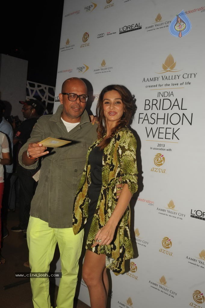 Celebs at Aamby Valley India Bridal Fashion Week - 40 / 78 photos