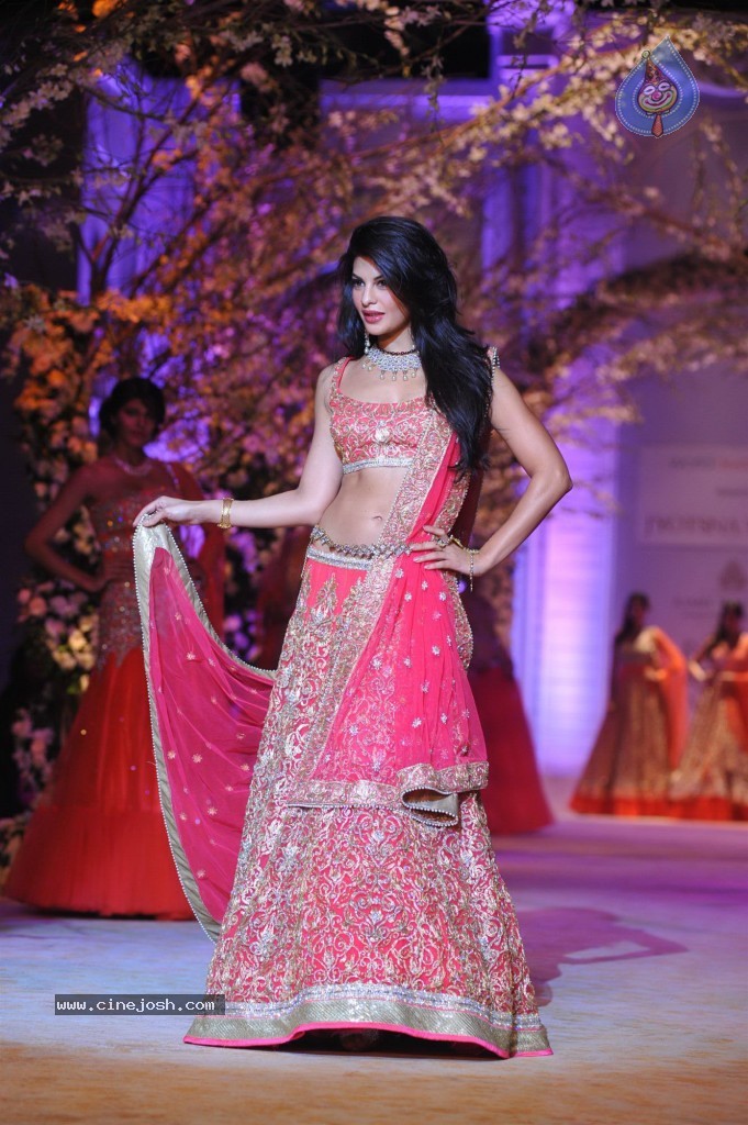 Celebs at Aamby Valley India Bridal Fashion Week - 30 / 96 photos