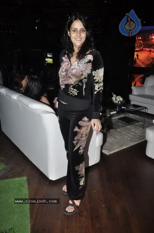 Celebs at Aamby Valley India Bridal Week day 5 - 75 / 133 photos