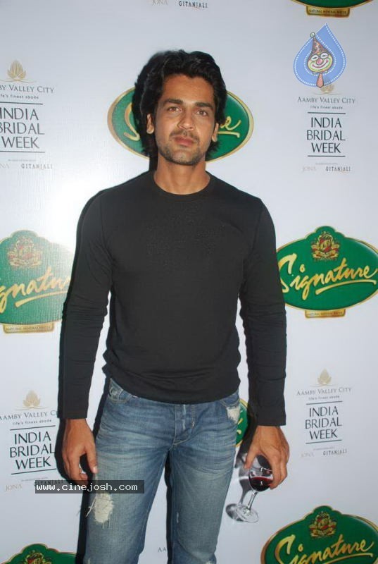 Celebs at Aamby Valley India Bridal Week day 5 - 97 / 133 photos