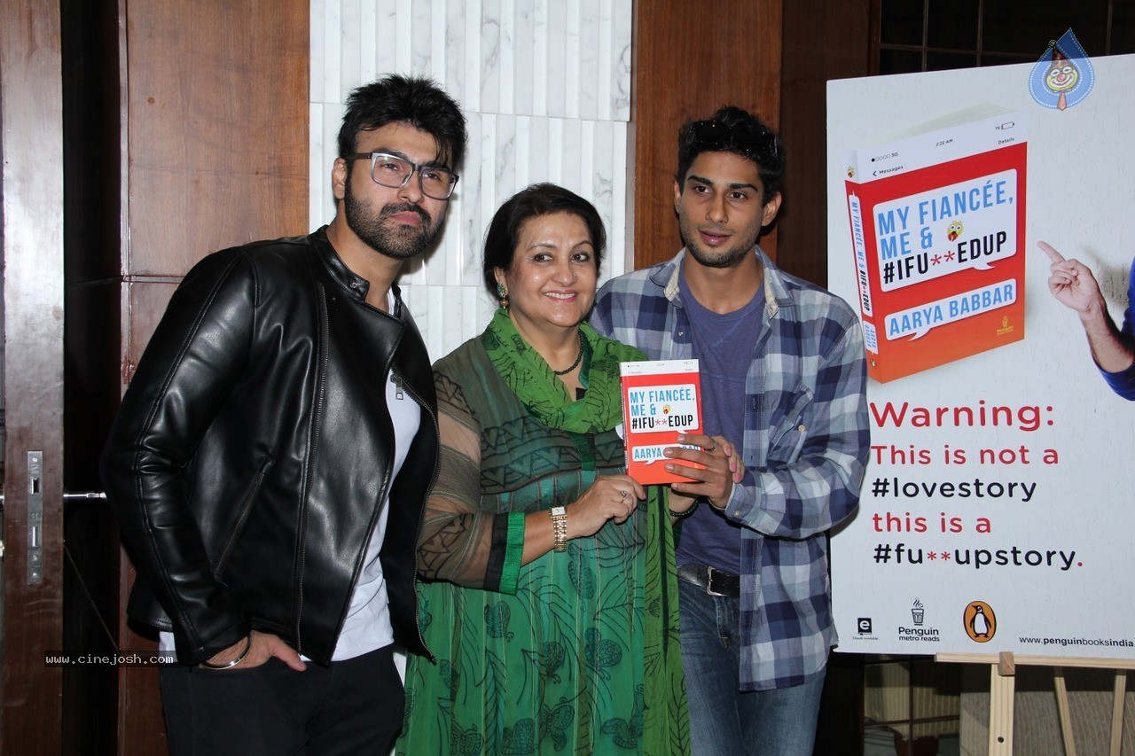 Celebs at Aarya Babbar Book Launch - 36 / 47 photos