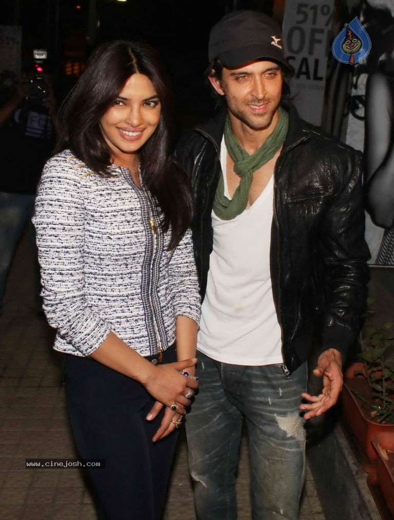 Celebs at Agneepath Movie Special Show - 10 / 45 photos
