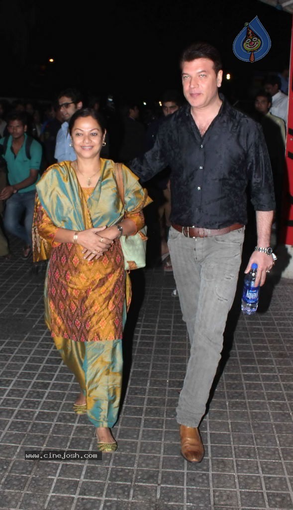 Celebs at Agneepath Movie Special Show - 19 / 45 photos