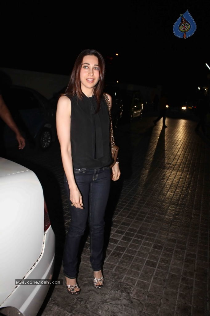 Celebs at Agneepath Movie Special Show - 20 / 45 photos