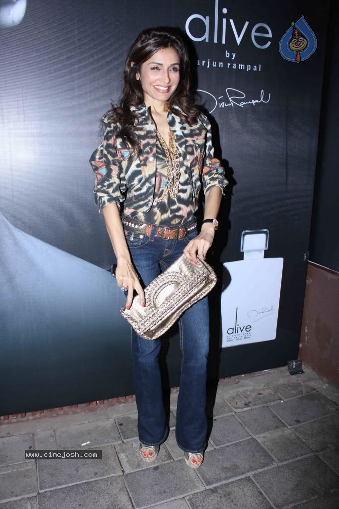 Celebs at Alive Perfume PM and Party - 59 / 138 photos