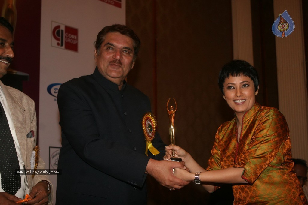 Celebs at All India Achiever Awards - 13 / 61 photos