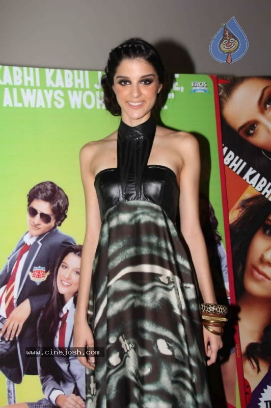 Celebs at Always Kabhi Kabhi Movie Premiere - 40 / 41 photos