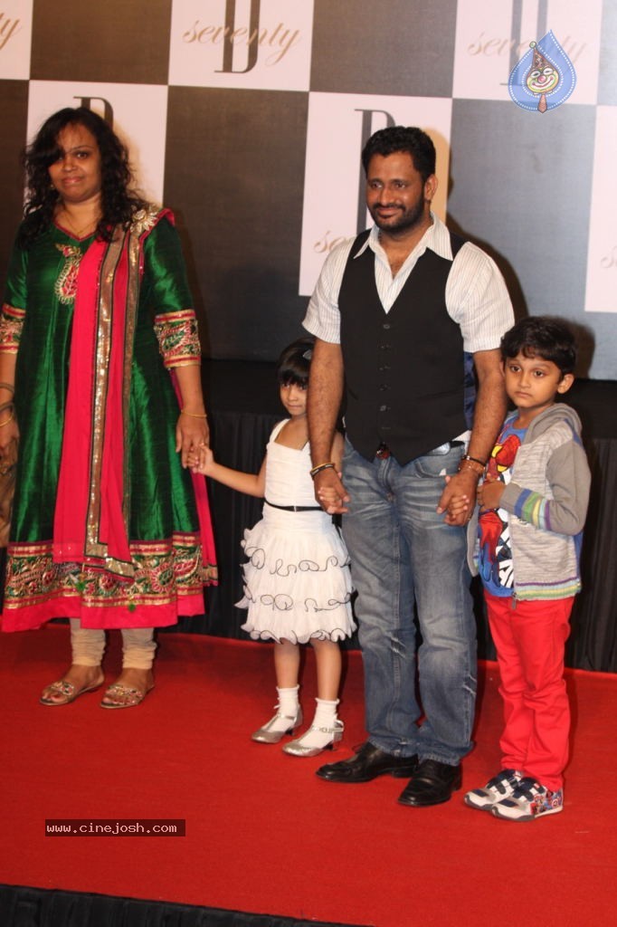 Celebs at Amitabh Bachchan 70th Bday Celebrations - 10 / 184 photos