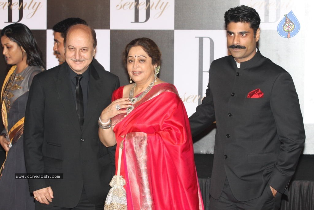 Celebs at Amitabh Bachchan 70th Bday Celebrations - 127 / 184 photos