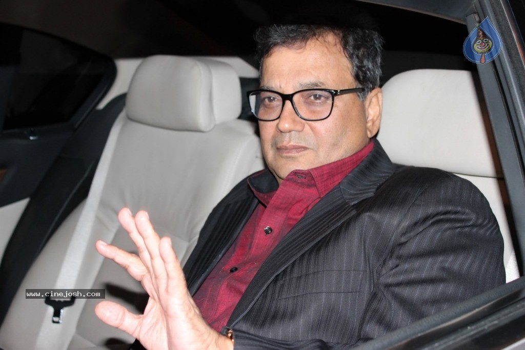 Celebs at Anil Ambani Party - 28 / 58 photos