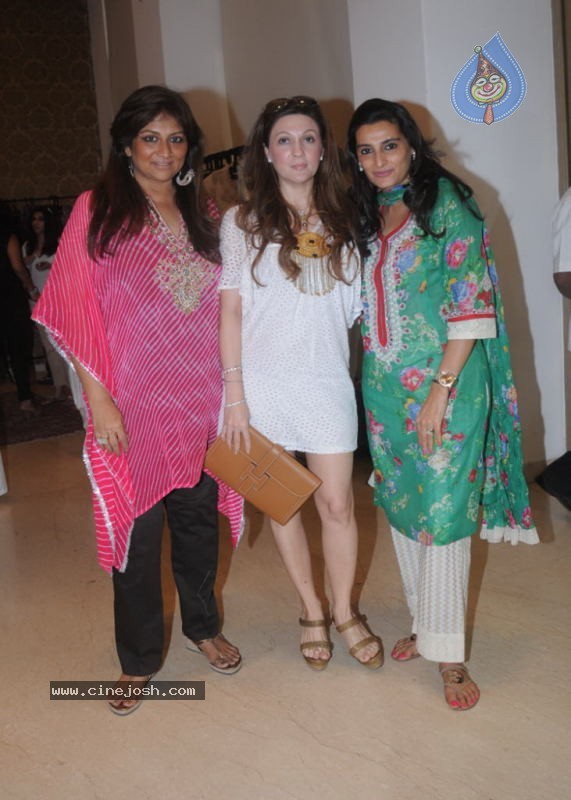 Celebs at Araaish Spring Summer Shopping Bonanza - 44 / 49 photos
