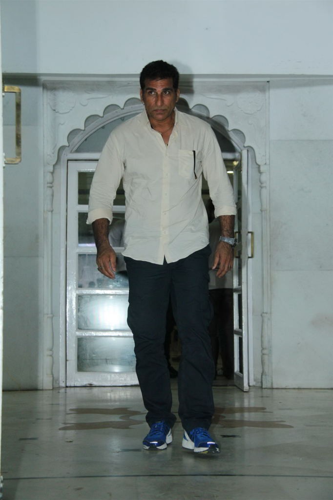 Celebs at Ashok Mehta Condolence Meeting - 7 / 32 photos