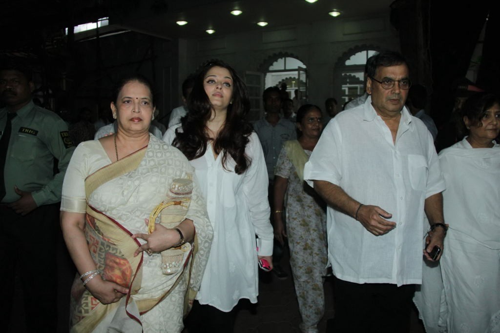 Celebs at Ashok Mehta Condolence Meeting - 25 / 32 photos