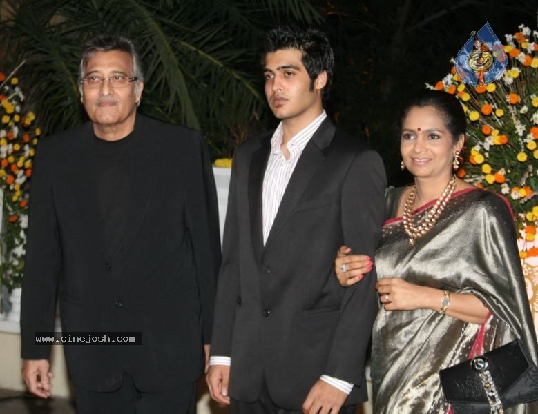 Celebs at Avantika Imran Khan Wedding Reception - 28 / 51 photos