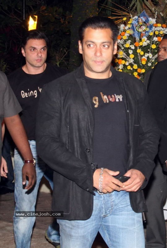 Celebs at Avantika Imran Khan Wedding Reception - 37 / 51 photos