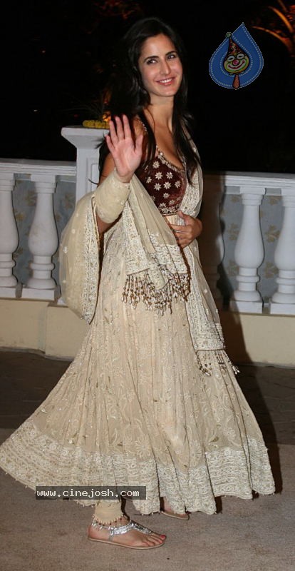 Celebs at Avantika Imran Khan Wedding Reception - 48 / 51 photos