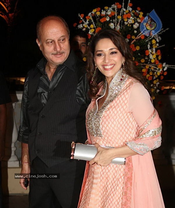 Celebs at Avantika Imran Khan Wedding Reception - 49 / 51 photos