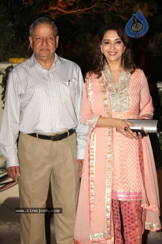 Celebs at Avantika Imran Khan Wedding Reception Set 02 - 49 / 119 photos