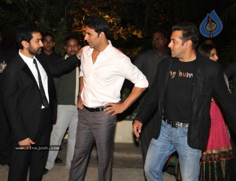Celebs at Avantika Imran Khan Wedding Reception Set 02 - 69 / 119 photos