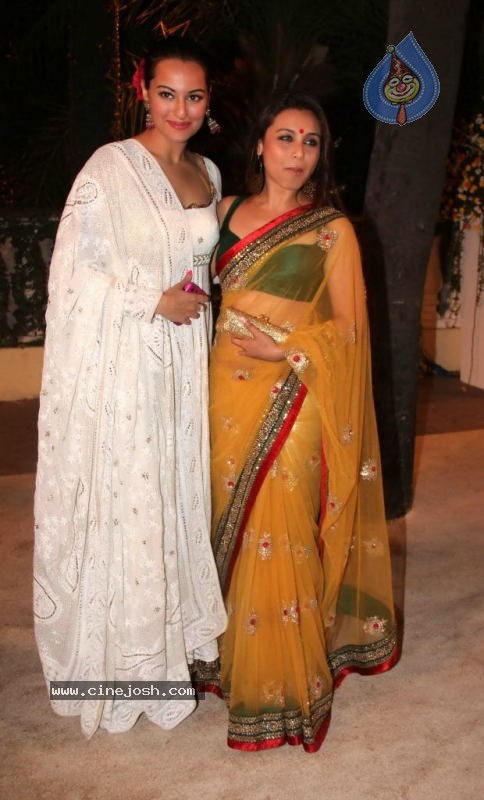 Celebs at Avantika Imran Khan Wedding Reception Set 02 - 89 / 119 photos