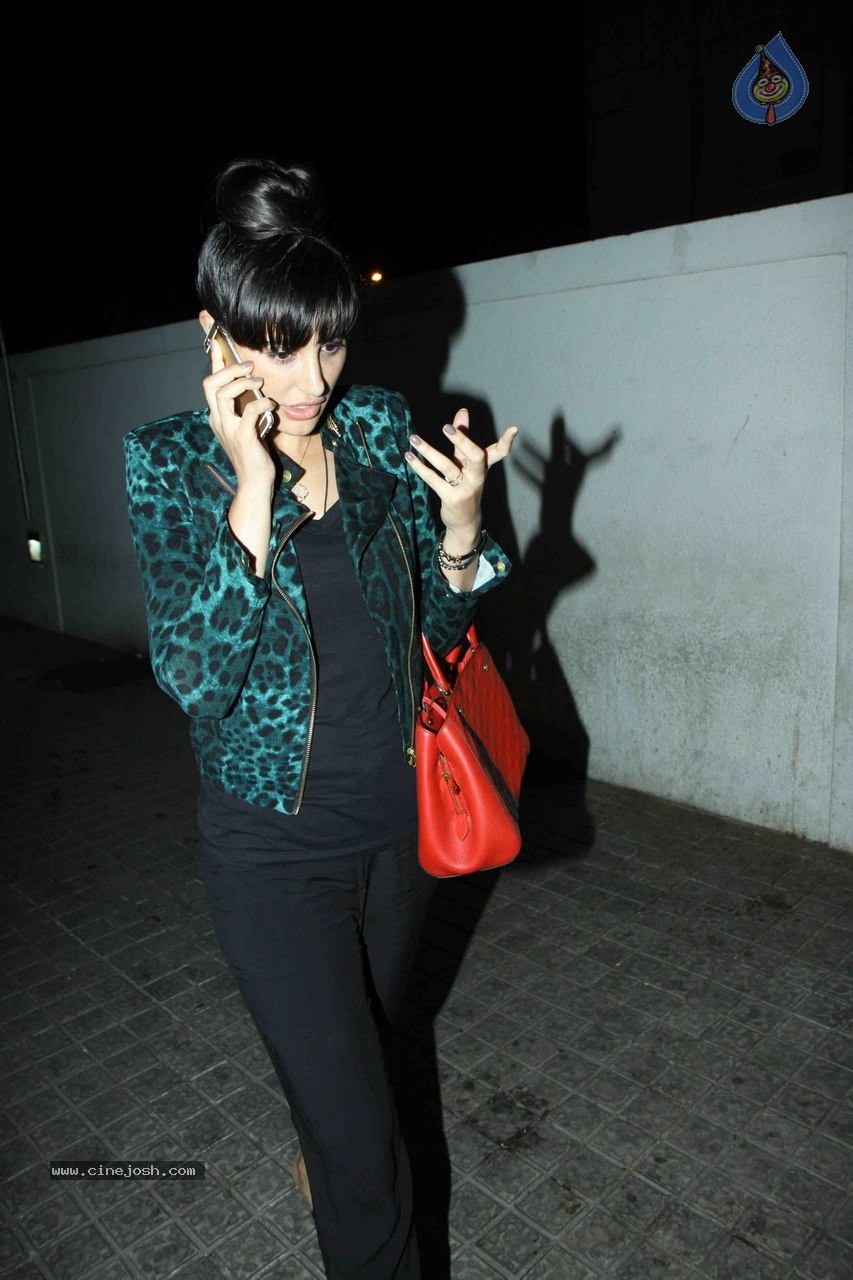 Celebs at Badlapur Special Show - 24 / 79 photos