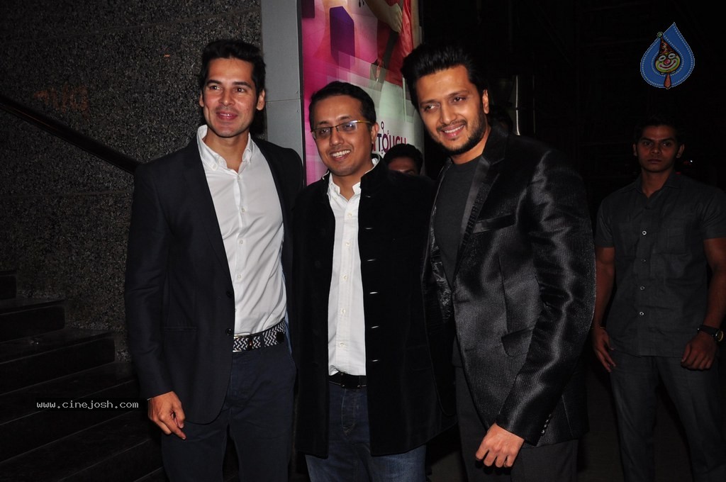 Celebs at Bhopal A Prayer for Rain Special Show - 65 / 91 photos