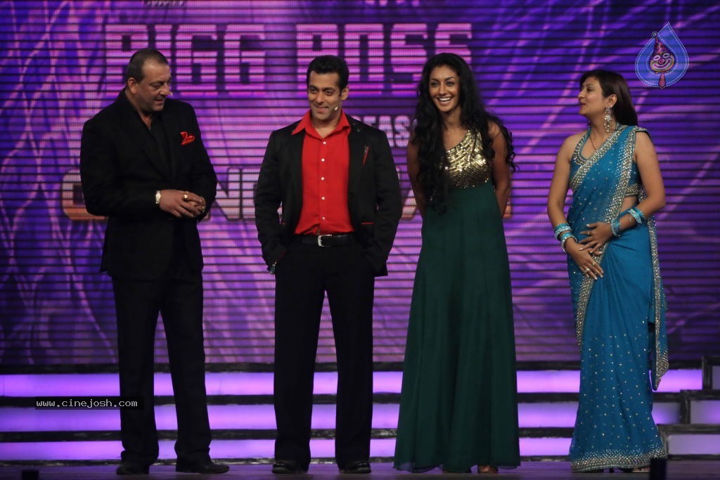 Celebs at Big Boss Grand Finale - 21 / 144 photos