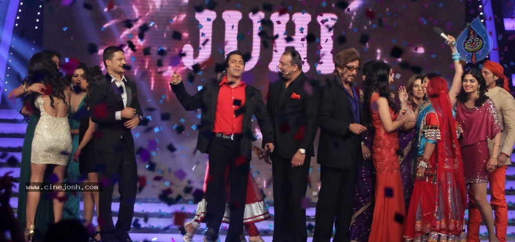 Celebs at Big Boss Grand Finale - 37 / 144 photos
