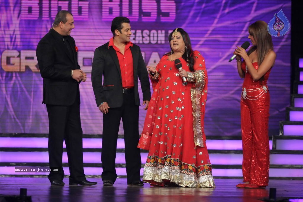 Celebs at Big Boss Grand Finale - 139 / 144 photos