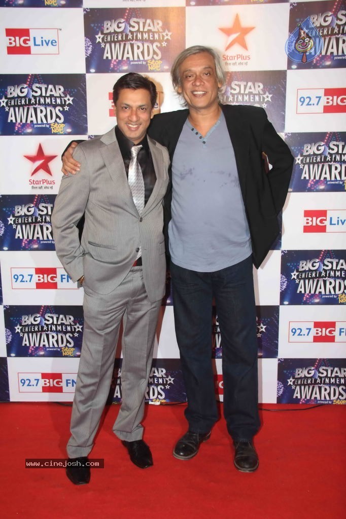 Celebs at BIG STAR Entertainment Awards 2011 - 7 / 114 photos