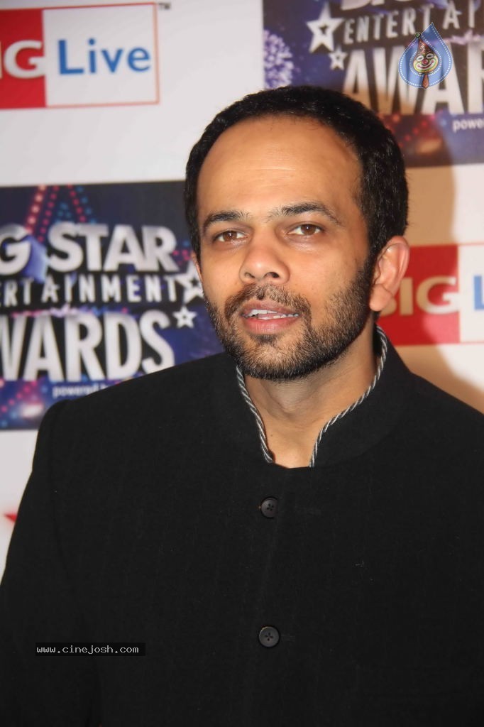 Celebs at BIG STAR Entertainment Awards 2011 - 64 / 114 photos