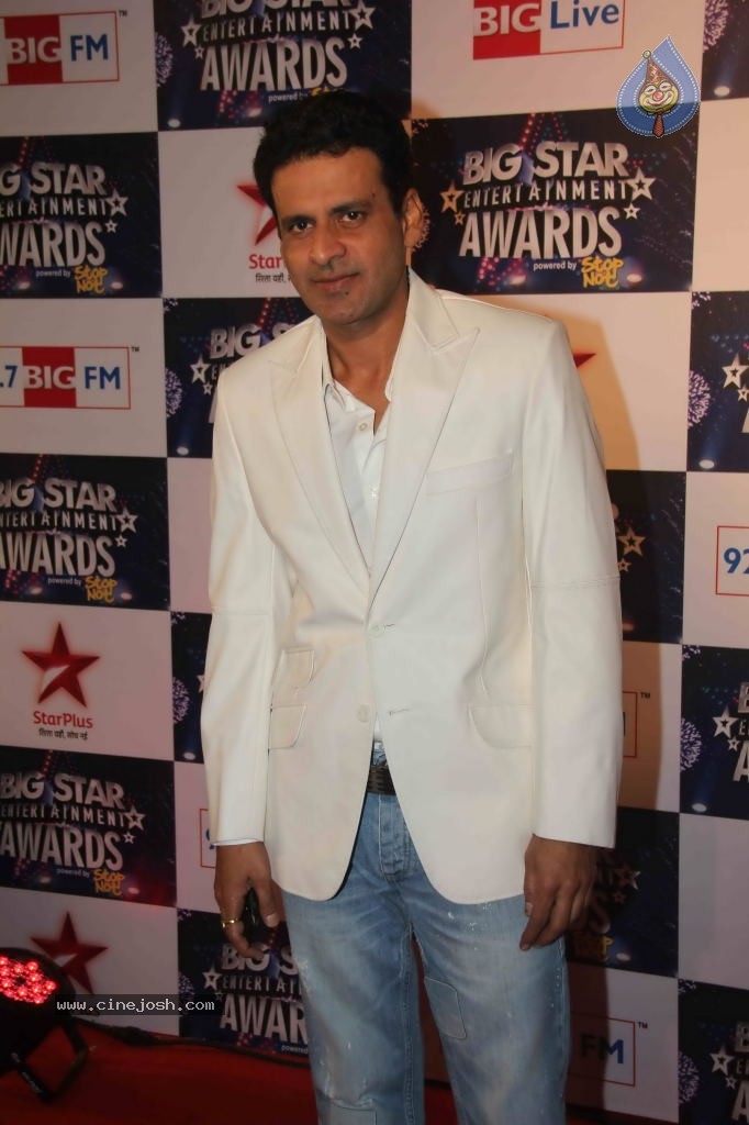 Celebs at BIG STAR Entertainment Awards 2011 - 108 / 114 photos