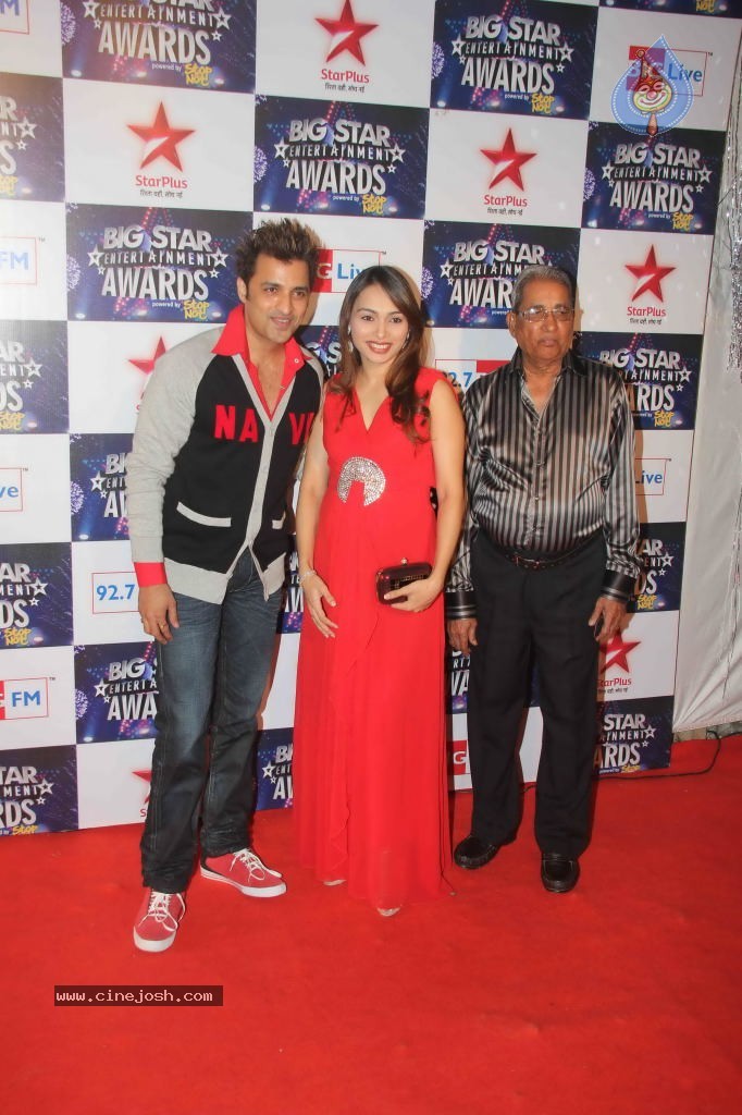 Celebs at BIG STAR Entertainment Awards 2011 - 112 / 114 photos