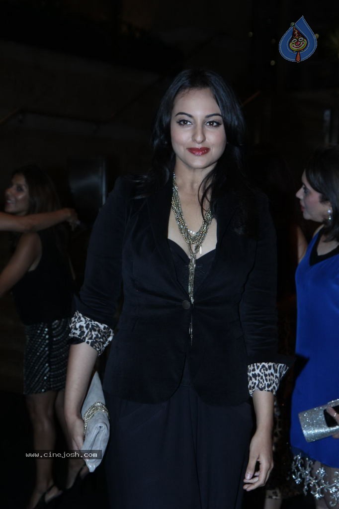 Celebs at Blackberry Porsche Design P9981 Launch - 70 / 84 photos