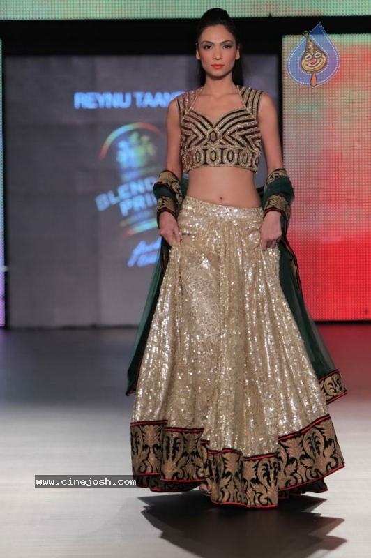 Celebs at Blenders Pride Fashion Tour Show - 13 / 42 photos