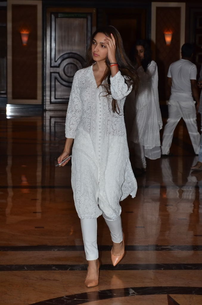 Bolly Celebs at Bobby Chawla Condolence Meet - 34 / 185 photos