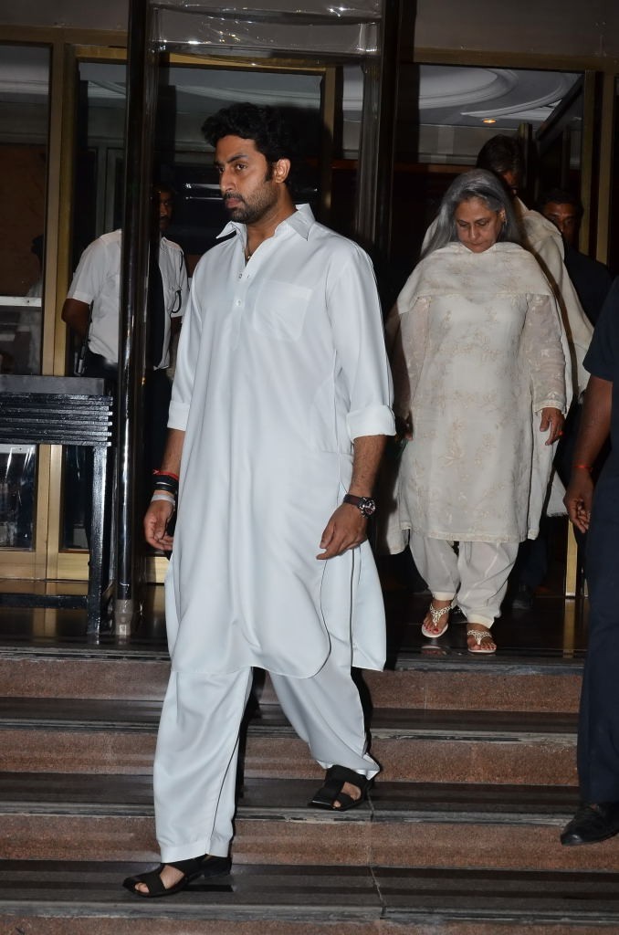 Bolly Celebs at Bobby Chawla Condolence Meet - 61 / 185 photos