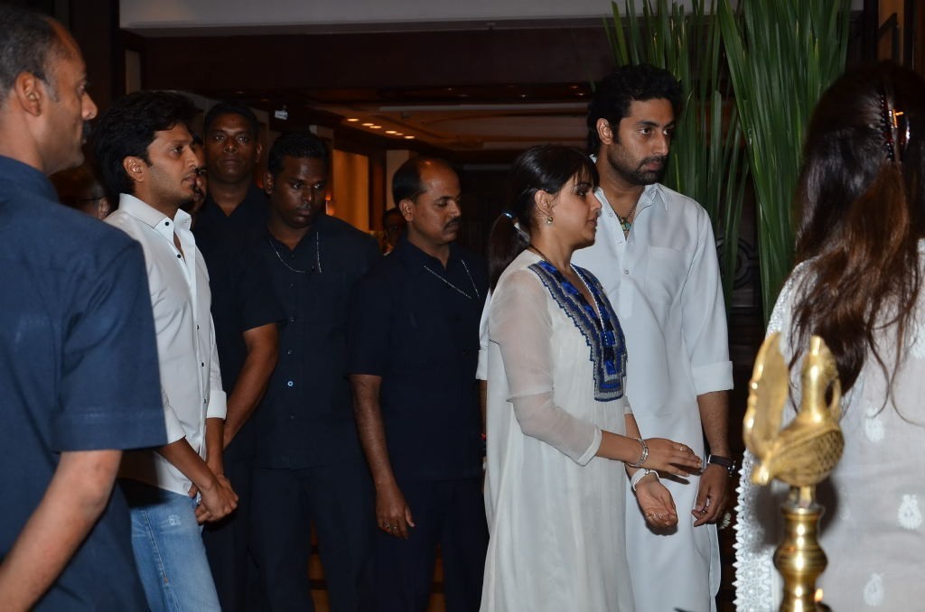 Bolly Celebs at Bobby Chawla Condolence Meet - 78 / 185 photos
