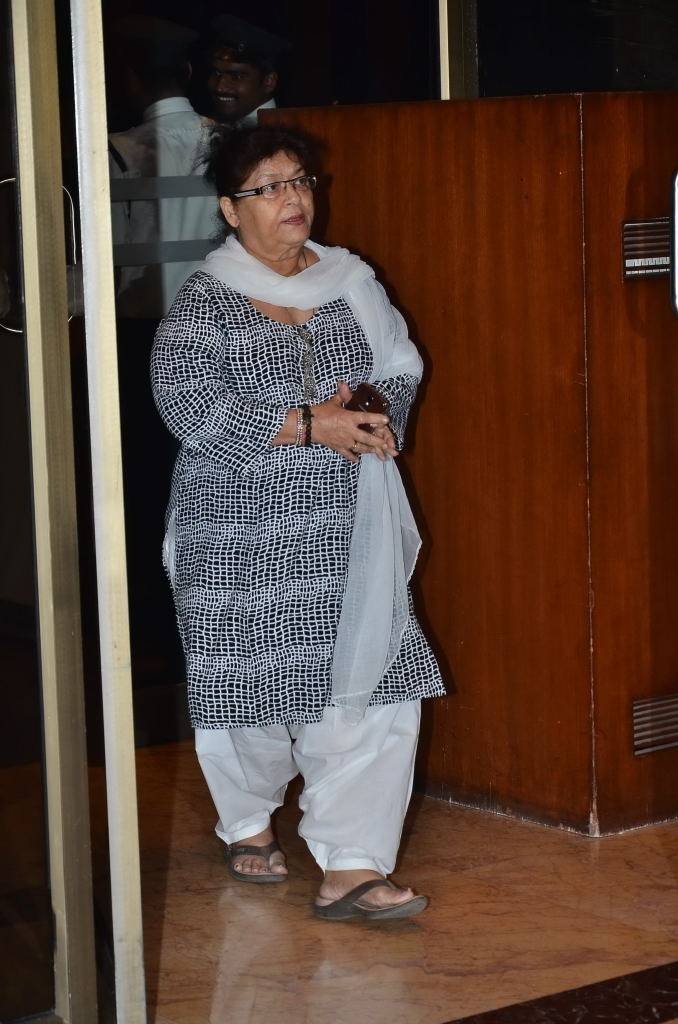 Bolly Celebs at Bobby Chawla Condolence Meet - 110 / 185 photos