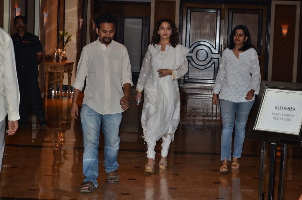 Bolly Celebs at Bobby Chawla Condolence Meet - 116 / 185 photos