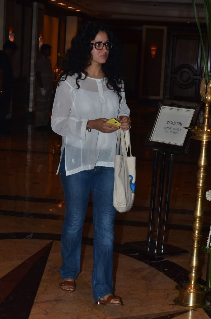 Bolly Celebs at Bobby Chawla Condolence Meet - 136 / 185 photos