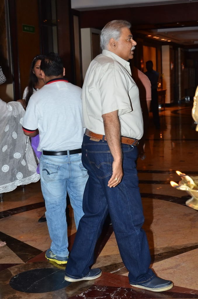 Bolly Celebs at Bobby Chawla Condolence Meet - 140 / 185 photos
