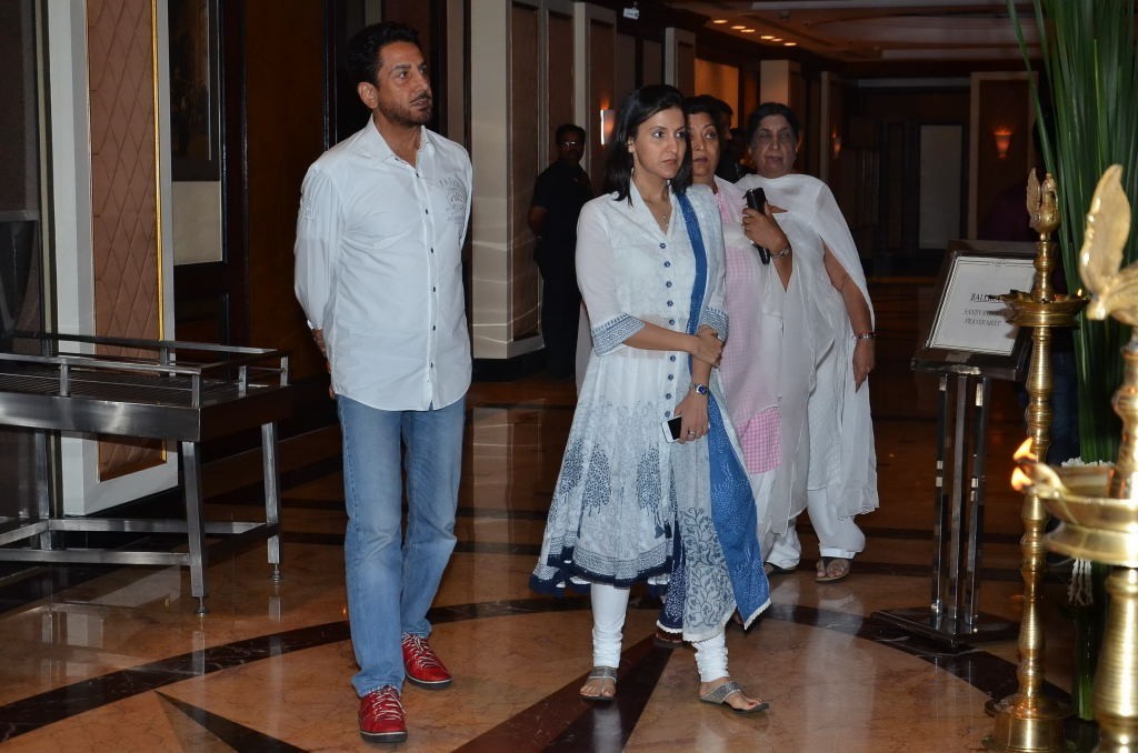 Bolly Celebs at Bobby Chawla Condolence Meet - 164 / 185 photos