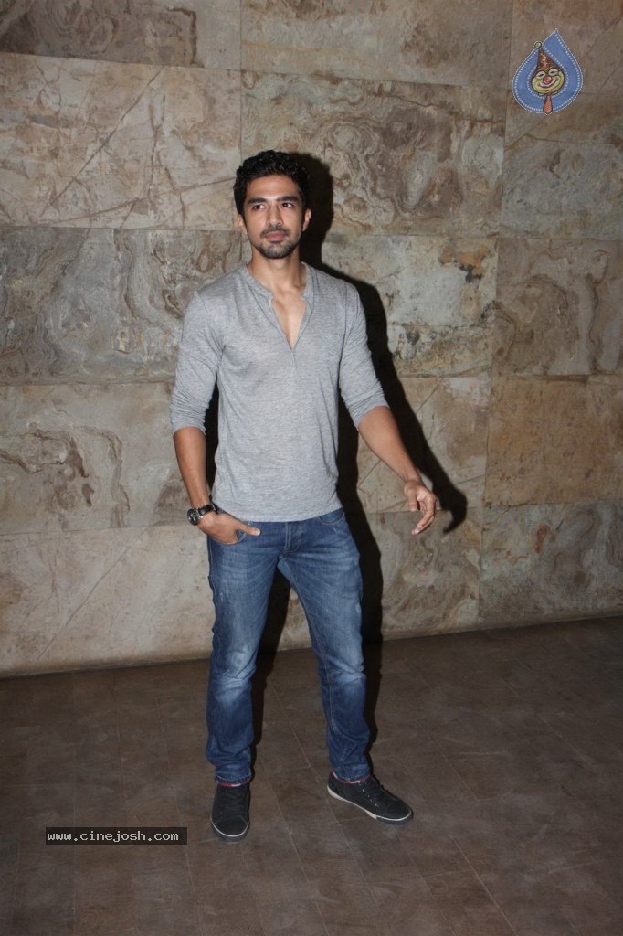 Celebs at Bombay Talkies Special Show - 44 / 50 photos