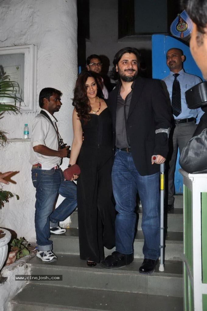 Celebs at Bunty Walia Wedding Reception - 22 / 85 photos