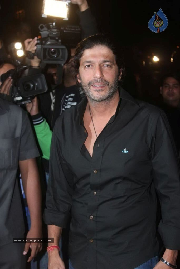 Celebs at Bunty Walia Wedding Reception - 41 / 85 photos